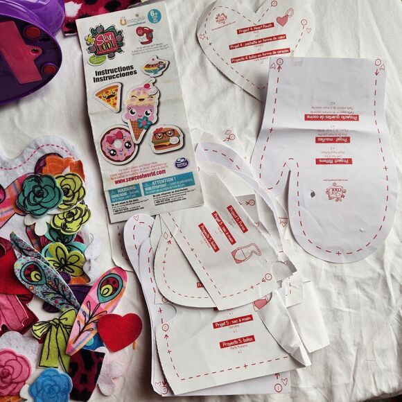 Sew Cool Sewing Machine - Purple w/ Pink Accents W/ Accessories - Picture 14 of 16